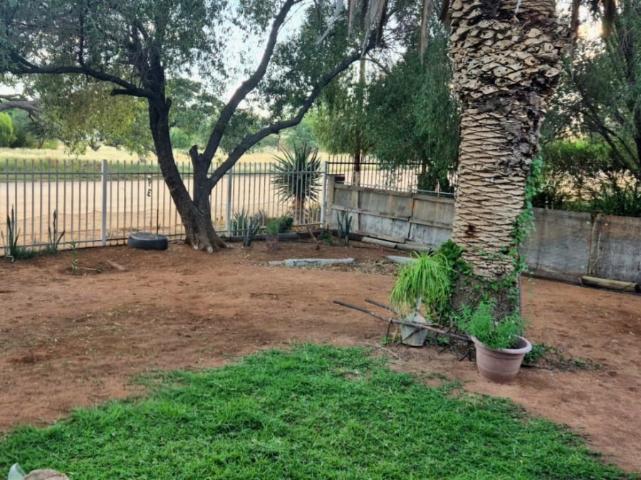 3 Bedroom Property for Sale in Kenhardt Northern Cape